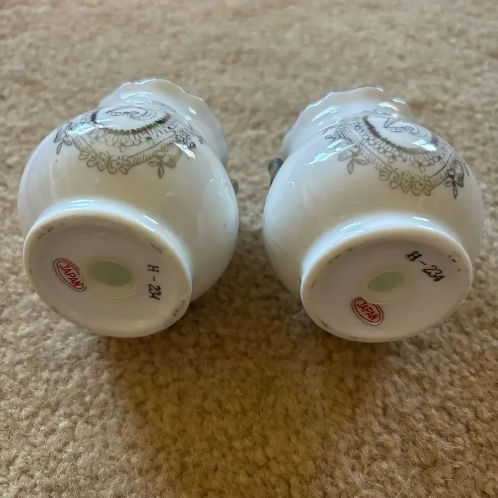 Vintage 25th Wedding Anniversary Salt & Pepper Shakers H-234 Japan